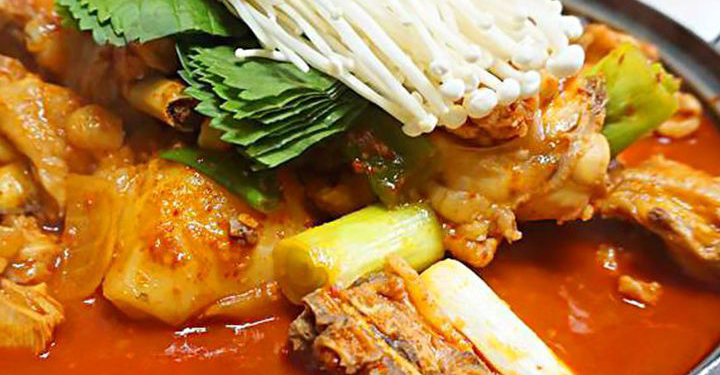 밥도둑이 따로 없네! 닭볶음탕 맛집 8곳