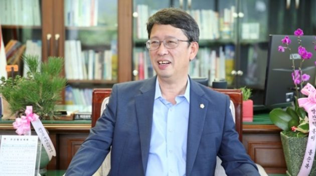 ‘대리전’ 양상의 시흥시장 선거, ‘대리인’ 아닌 ‘대안’이 되다: 시흥시장 후보 김영철 인터뷰