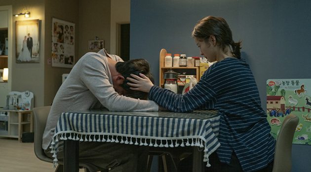 여성이 부조리를 눈치채는 순간: 〈82년생 김지영〉