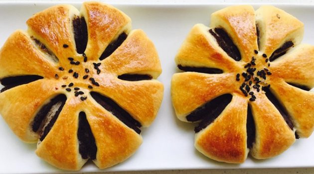 단팥빵 이야기: 14세기의 단팥만두, 그리고 19세기의 단팥빵